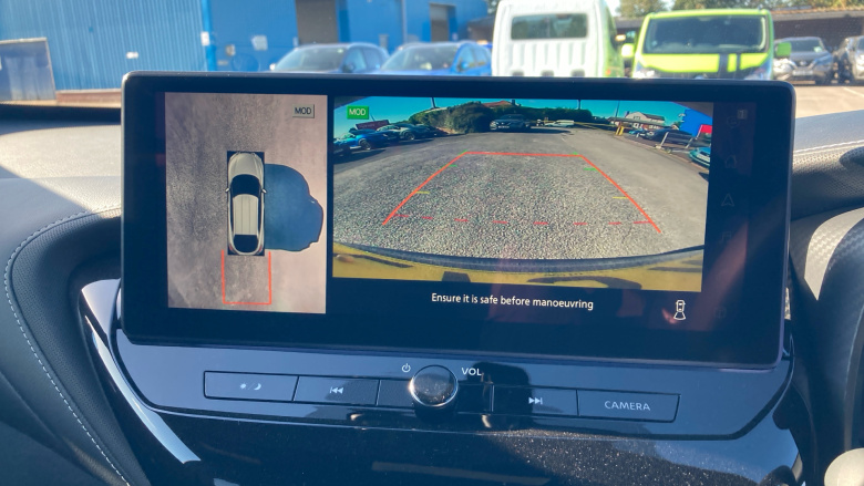 Nissan Juke 1.0 DiG-T Tekna 5dr DCT Petrol Hatchback